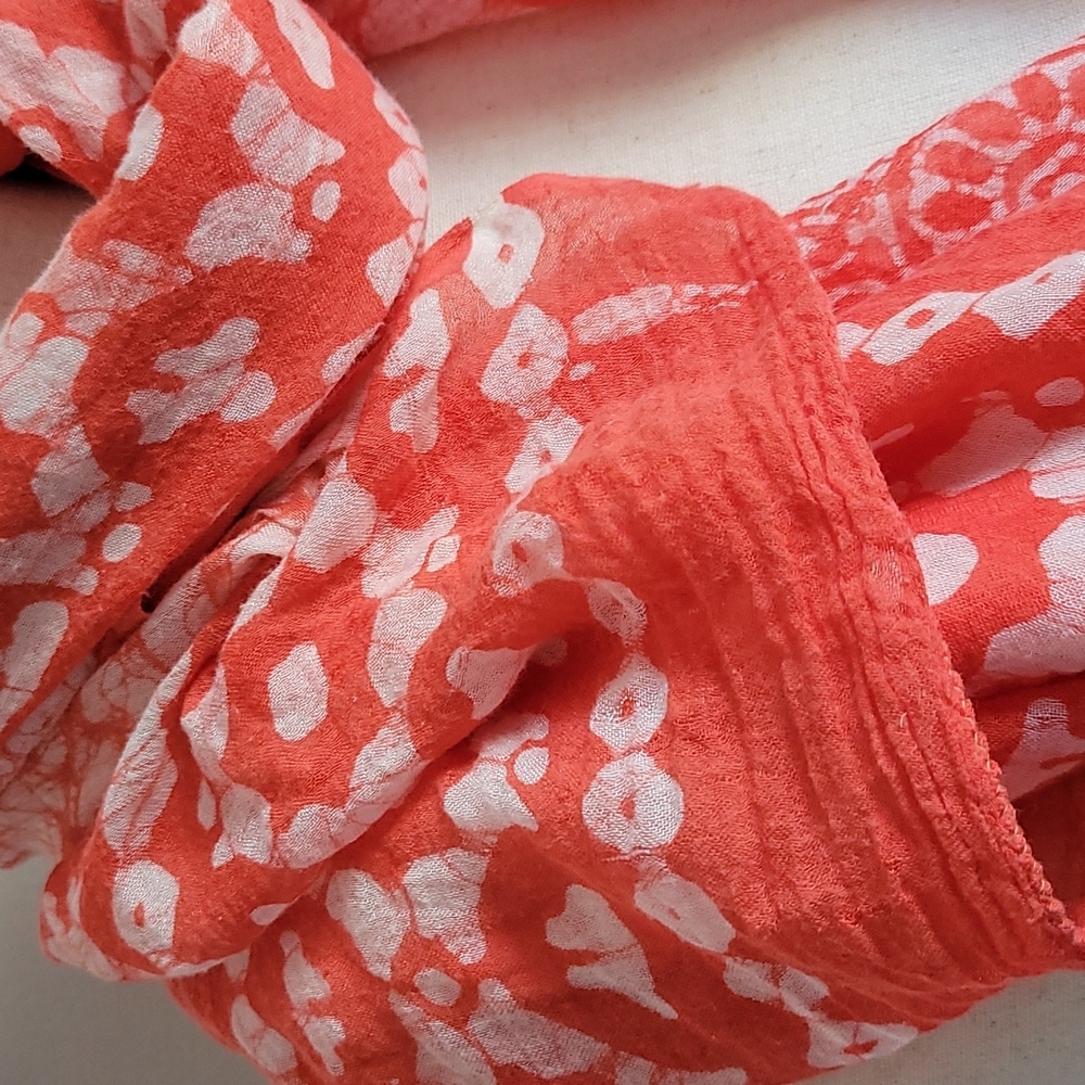 Wrap/Scarf - Picture 2 of 4